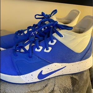 Mens PG Nikes